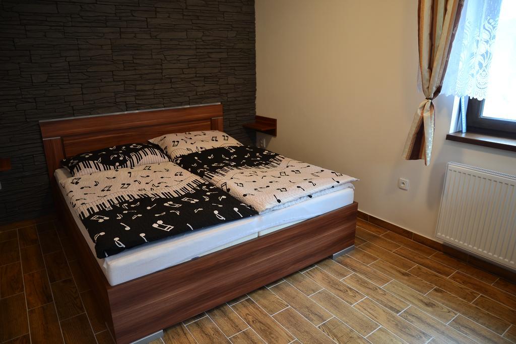 Apartmany Nad Rekou Svoboda nad Upou Exterior photo
